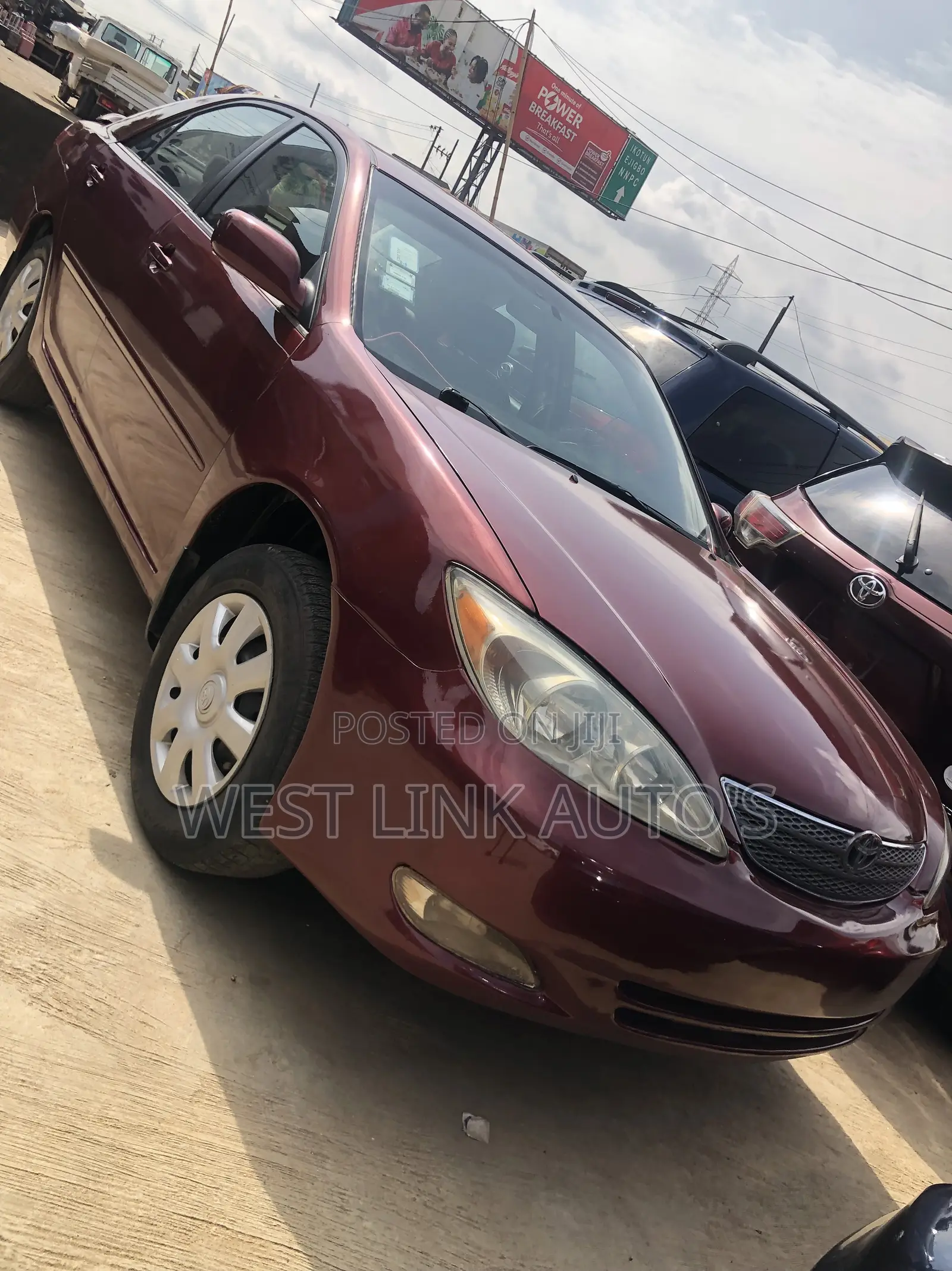 Toyota Camry LE 4dr Sedan (2.4L 4cyl 4A) 2004 Red