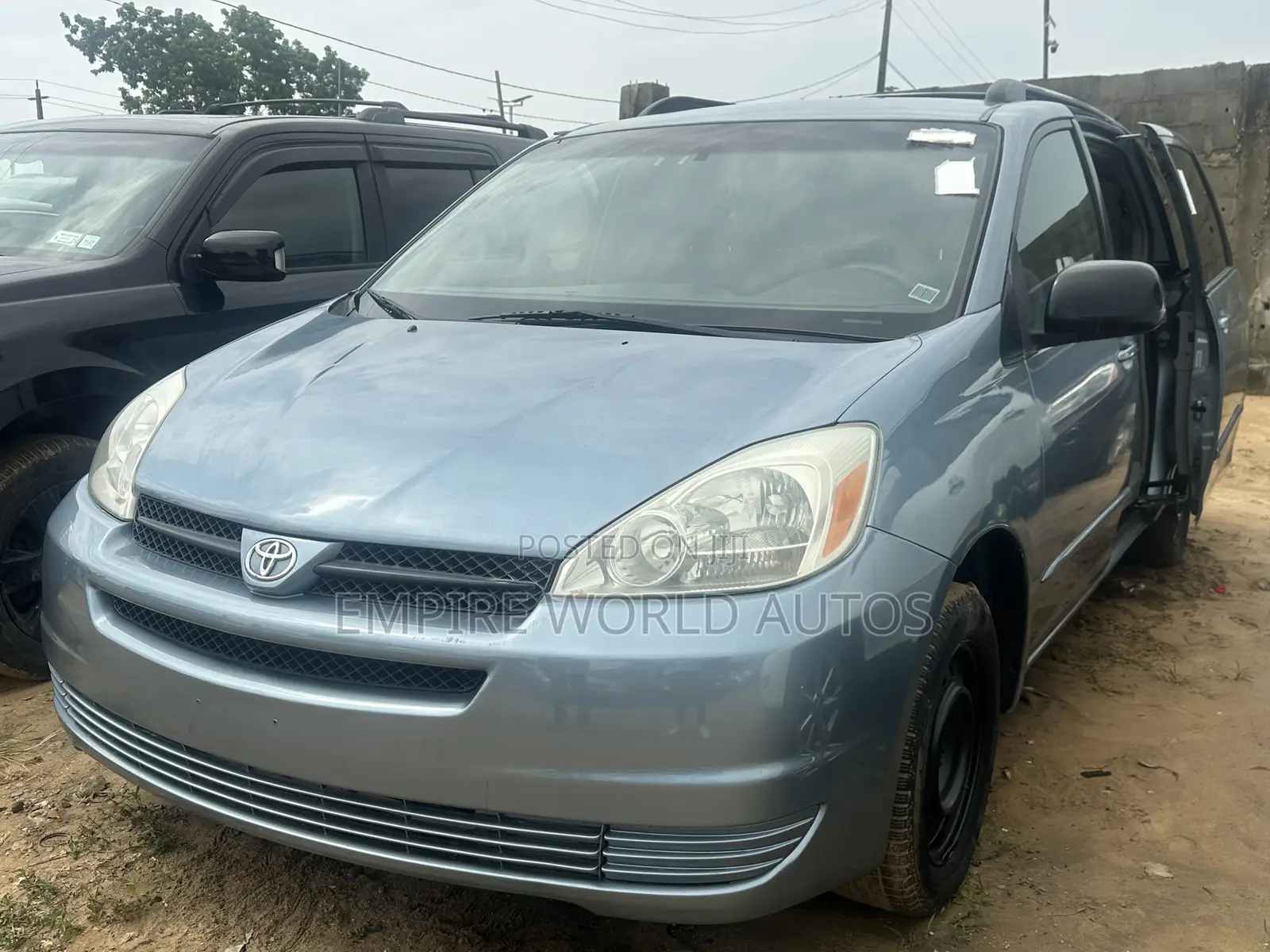 Toyota Sienna 2005 Blue