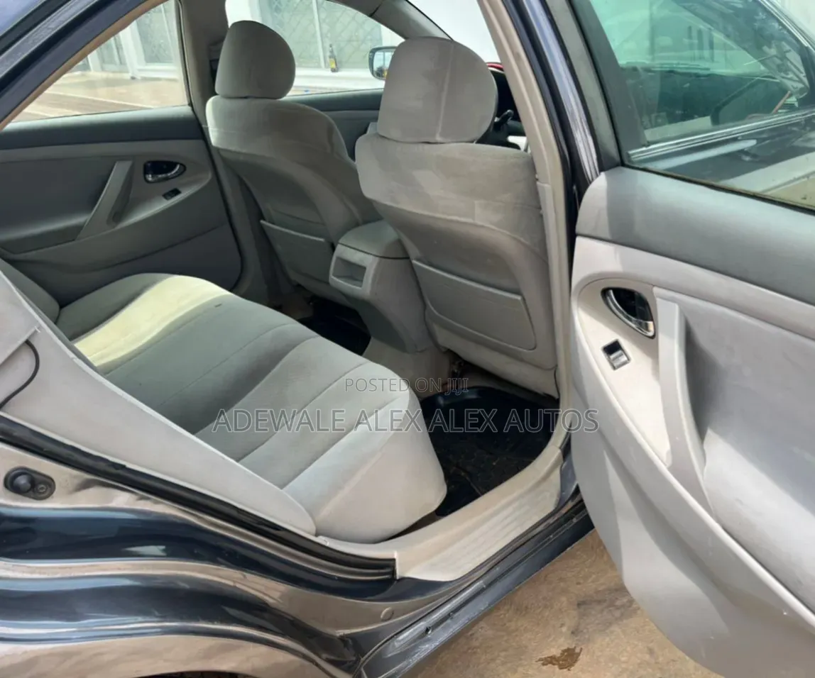 Toyota Camry 2008 Gray