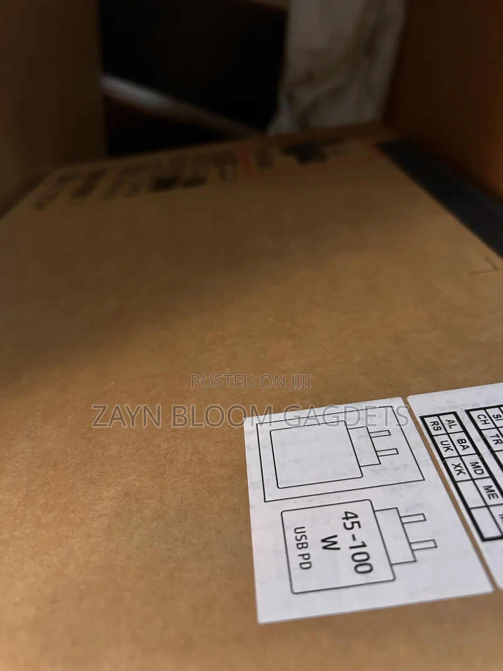 New Laptop HP EliteBook 1040 16GB Intel Core Ultra 7 SSD 512GB