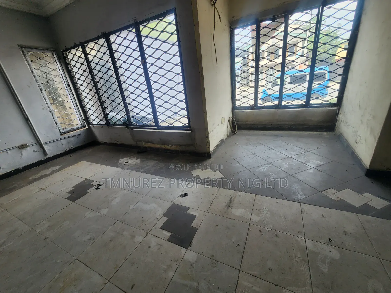 Groundfloor Shop for Rent Faccing Road at Ajah