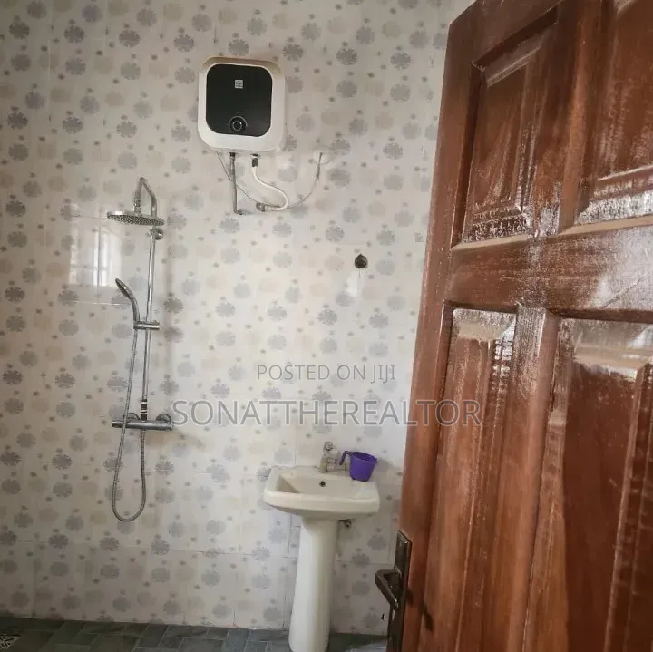 2bdrm Apartment in Akala Express for rent