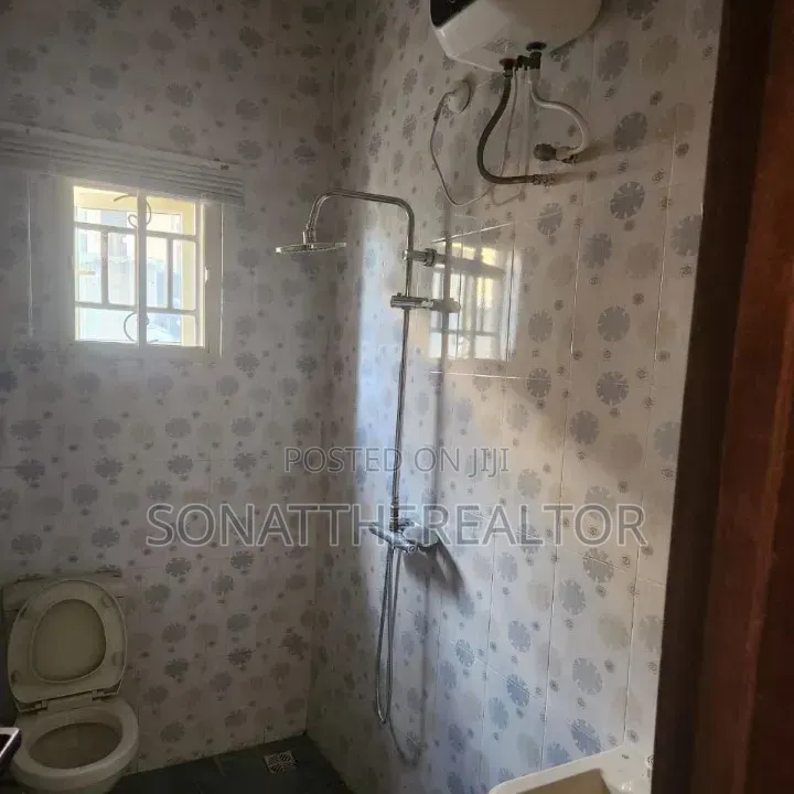 2bdrm Apartment in Akala Express for rent