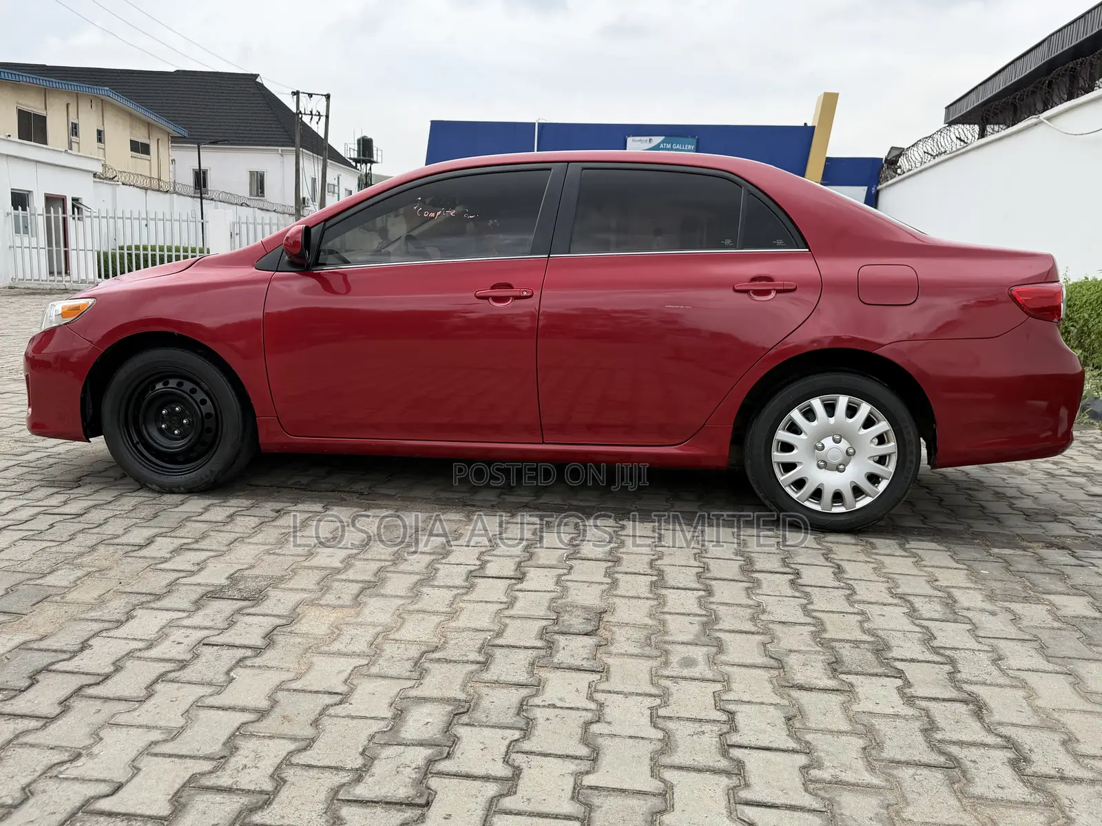 Toyota Corolla L 4dr Sedan (1.8L 4cyl 5M) 2013 Red