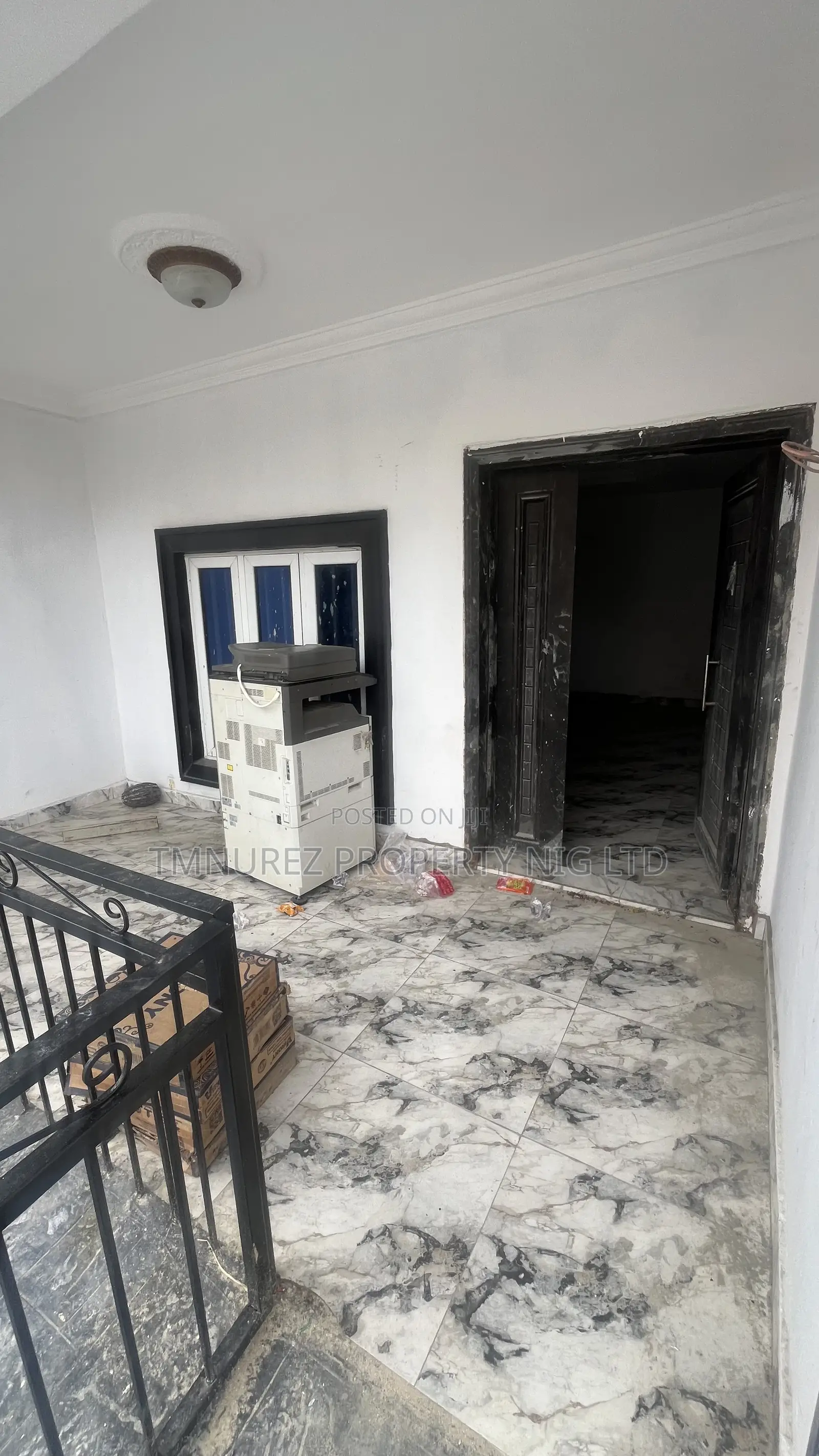 3bdrm Apartment in Inside An Estate for rent