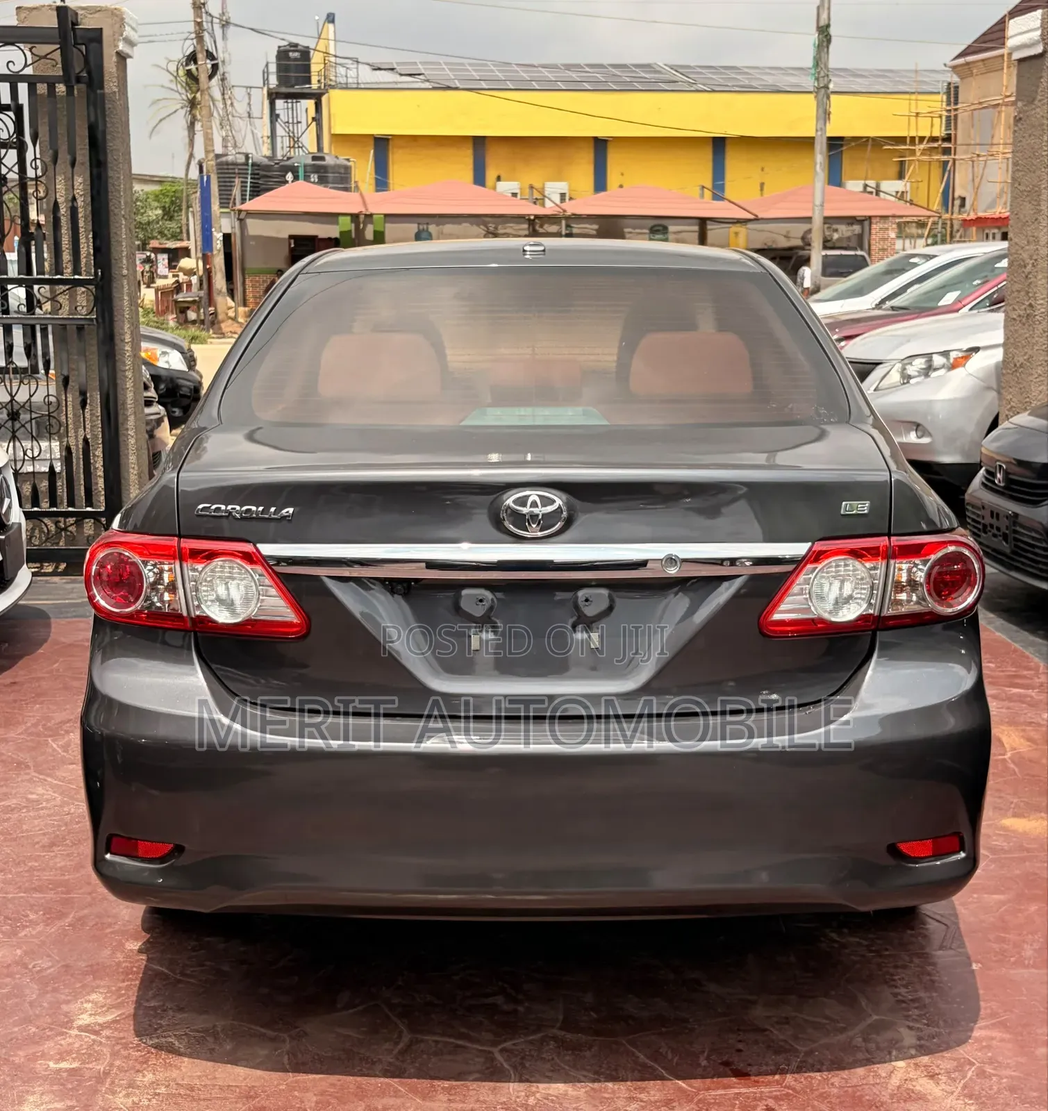 Toyota Corolla LE 4dr Sedan (1.8L 4cyl 4A) 2012 Gray
