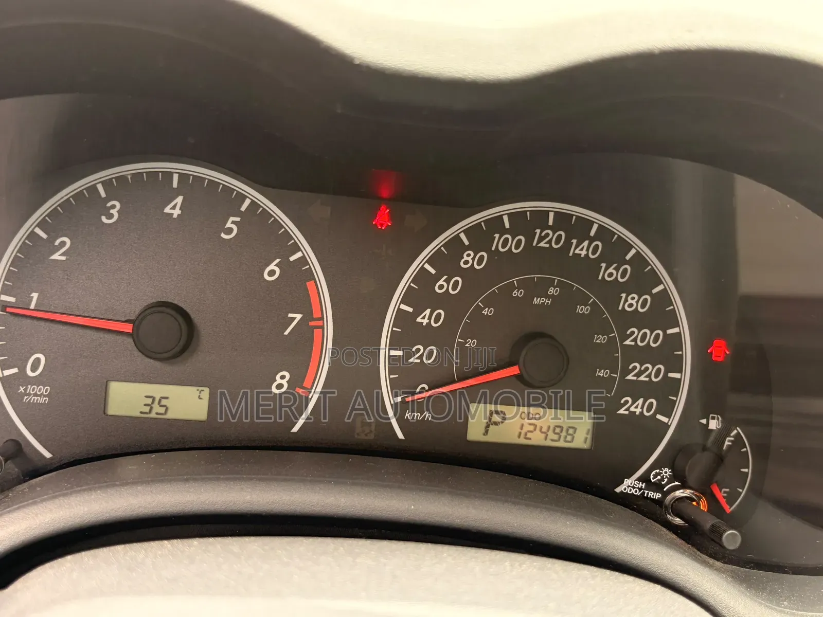 Toyota Corolla LE 4dr Sedan (1.8L 4cyl 4A) 2012 Gray