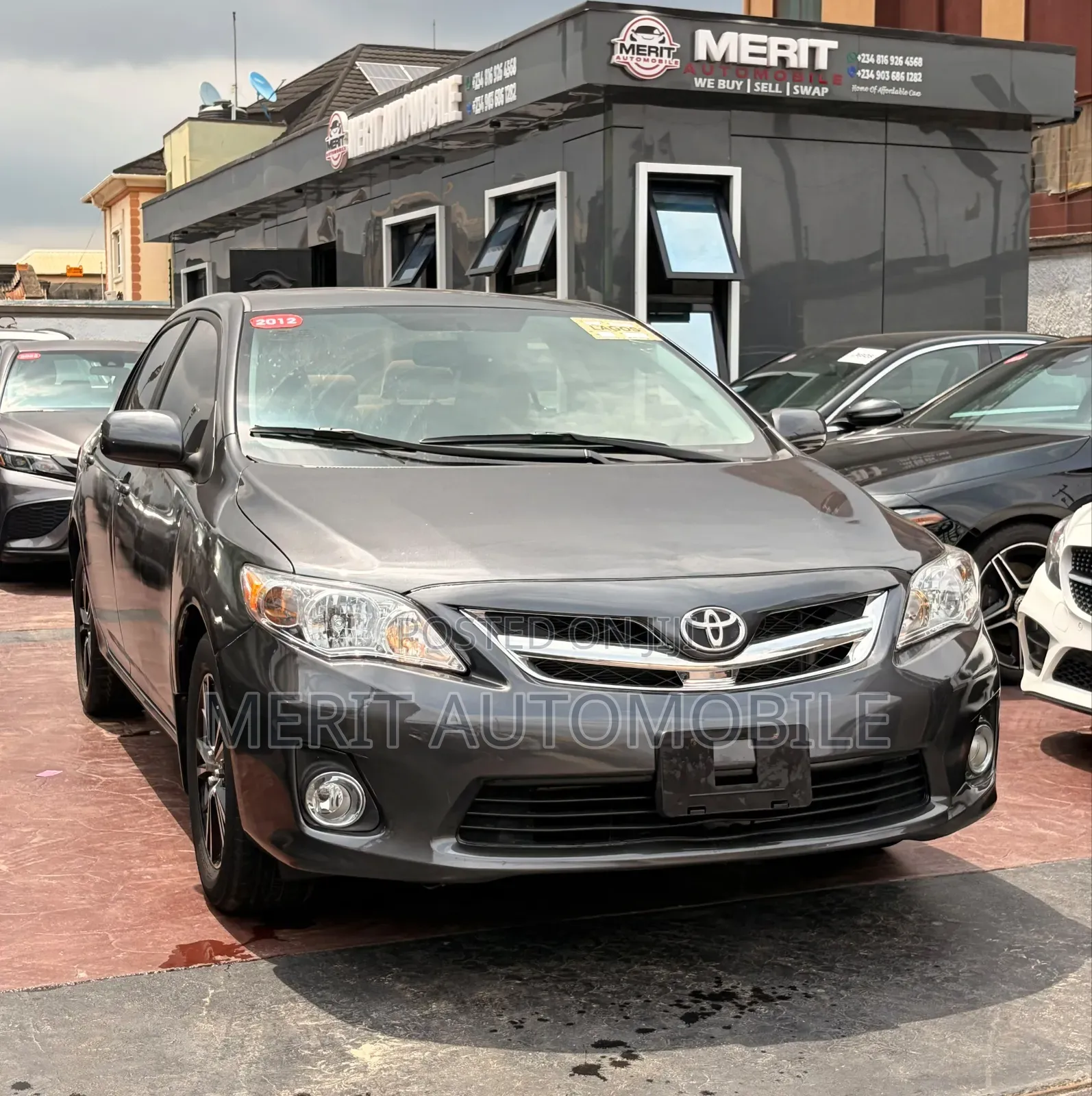 Toyota Corolla LE 4dr Sedan (1.8L 4cyl 4A) 2012 Gray