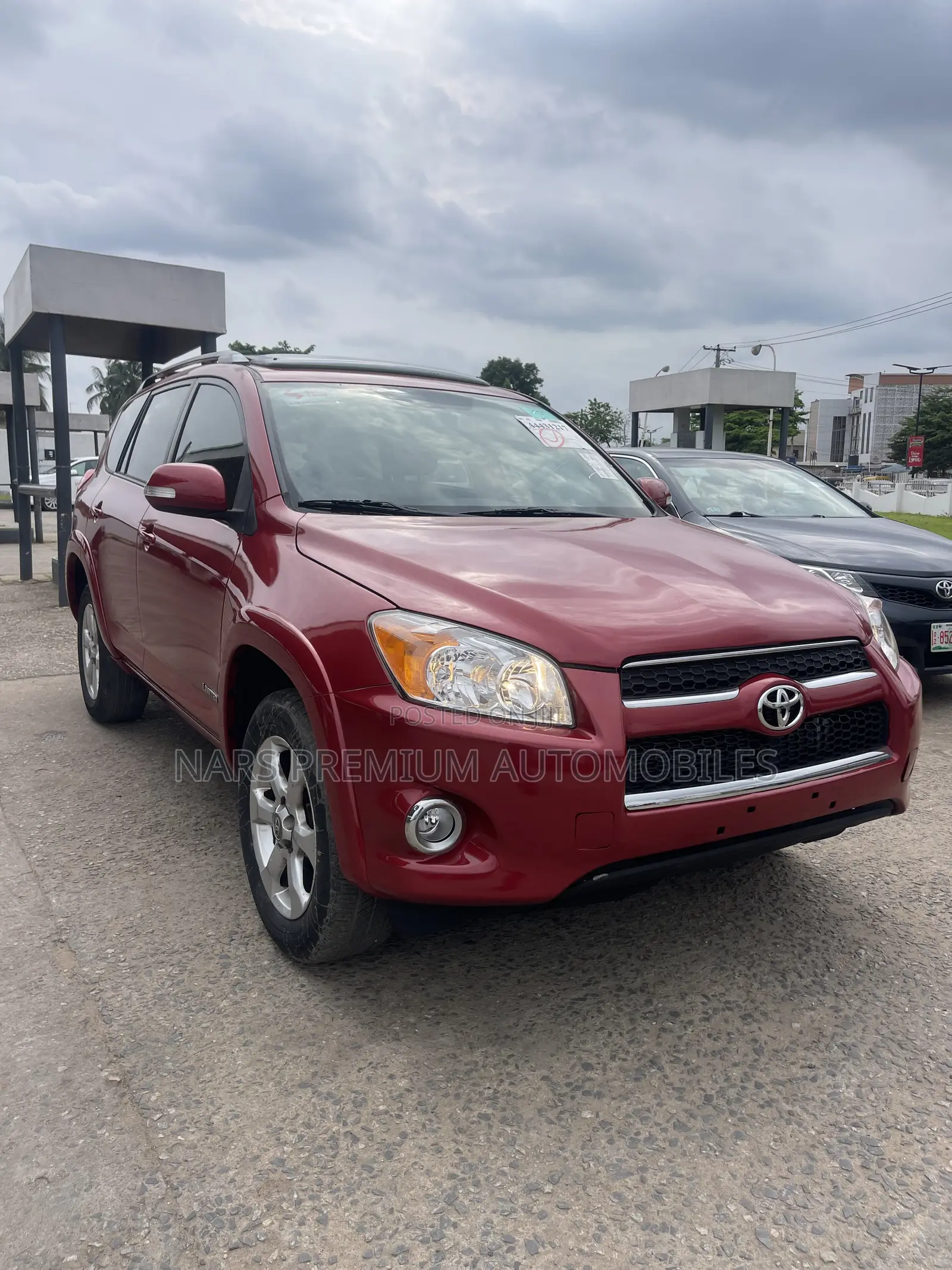 Toyota RAV4 2.5 Limited 2010 Red