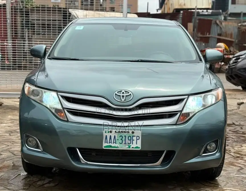 Toyota Venza XLE 2011 Green