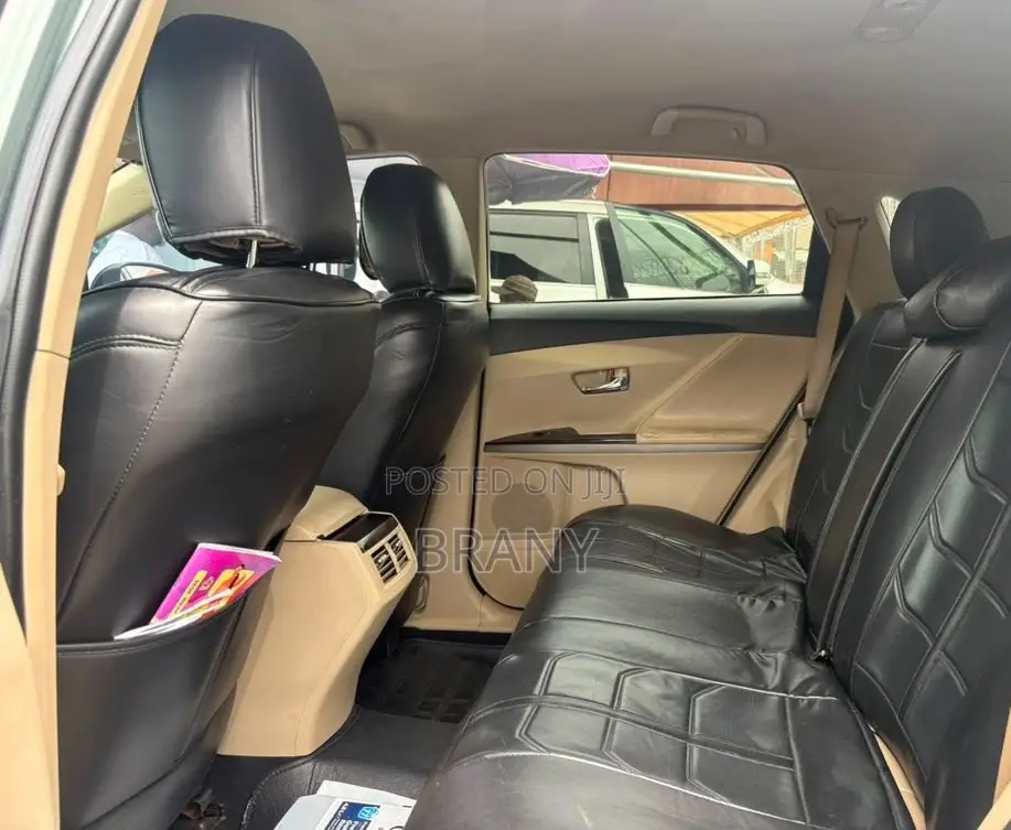 Toyota Venza XLE 2011 Green