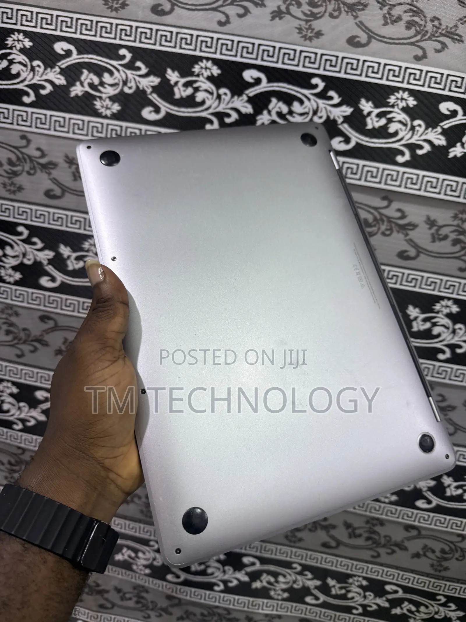 Laptop Apple MacBook Pro 2020 16GB Intel Core i5 SSD 512GB