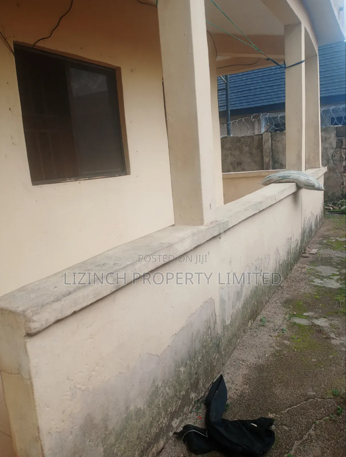 1bdrm Apartment in Benin City for sale