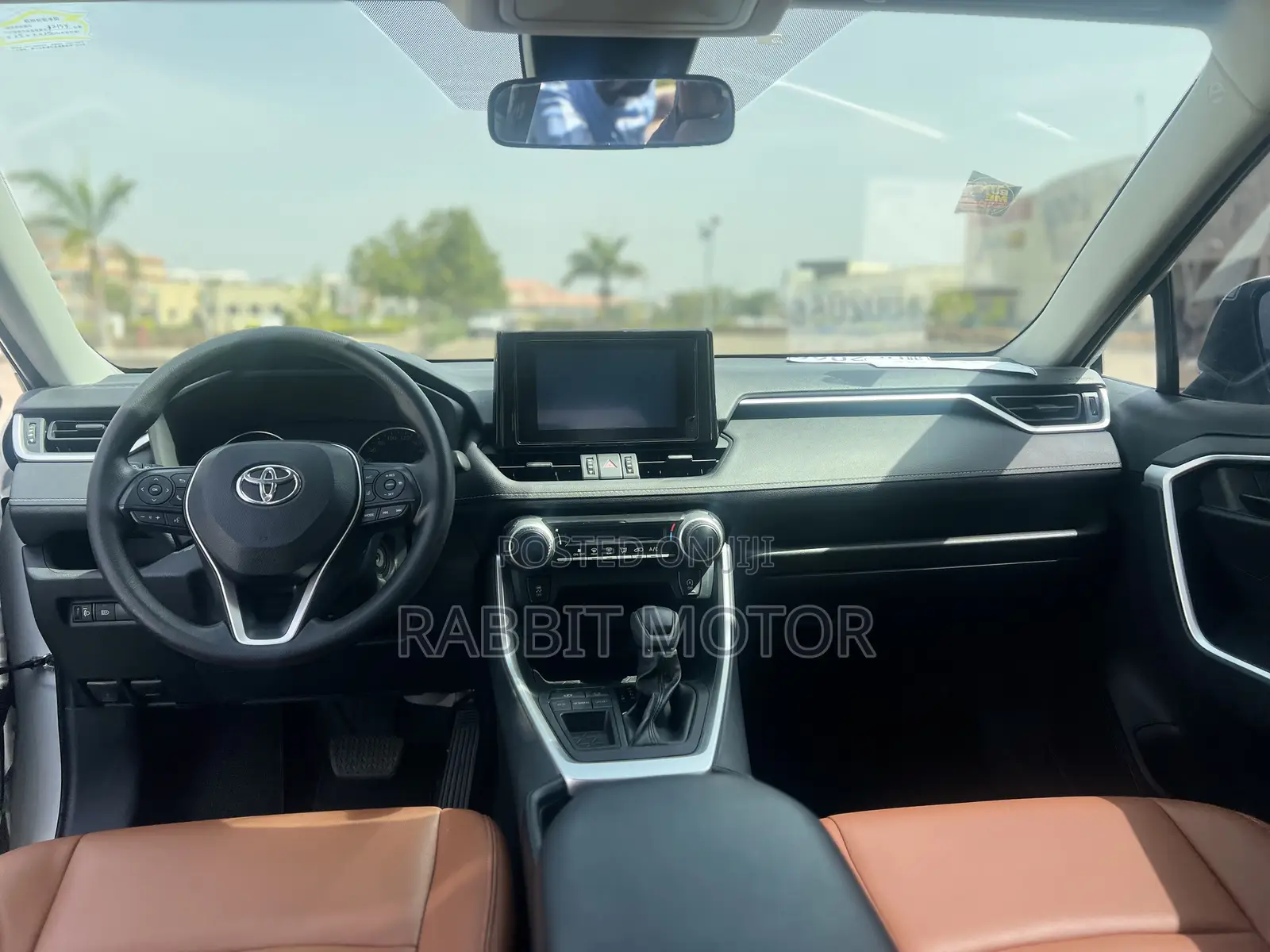 Toyota RAV4 2022 Silver