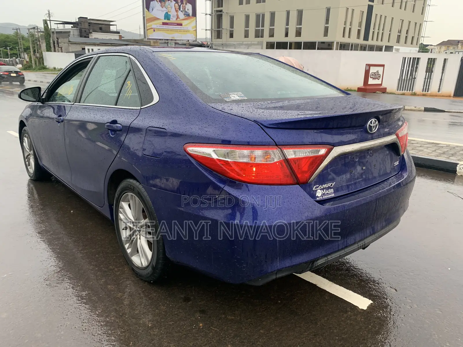 Toyota Camry SE 4dr Sedan (2.5L 4cyl 6A) 2015 Blue