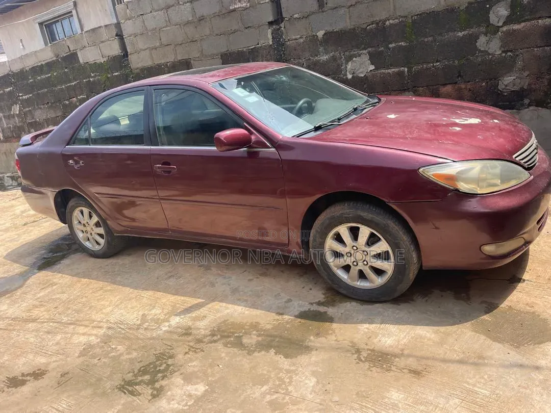 Toyota Camry 2004