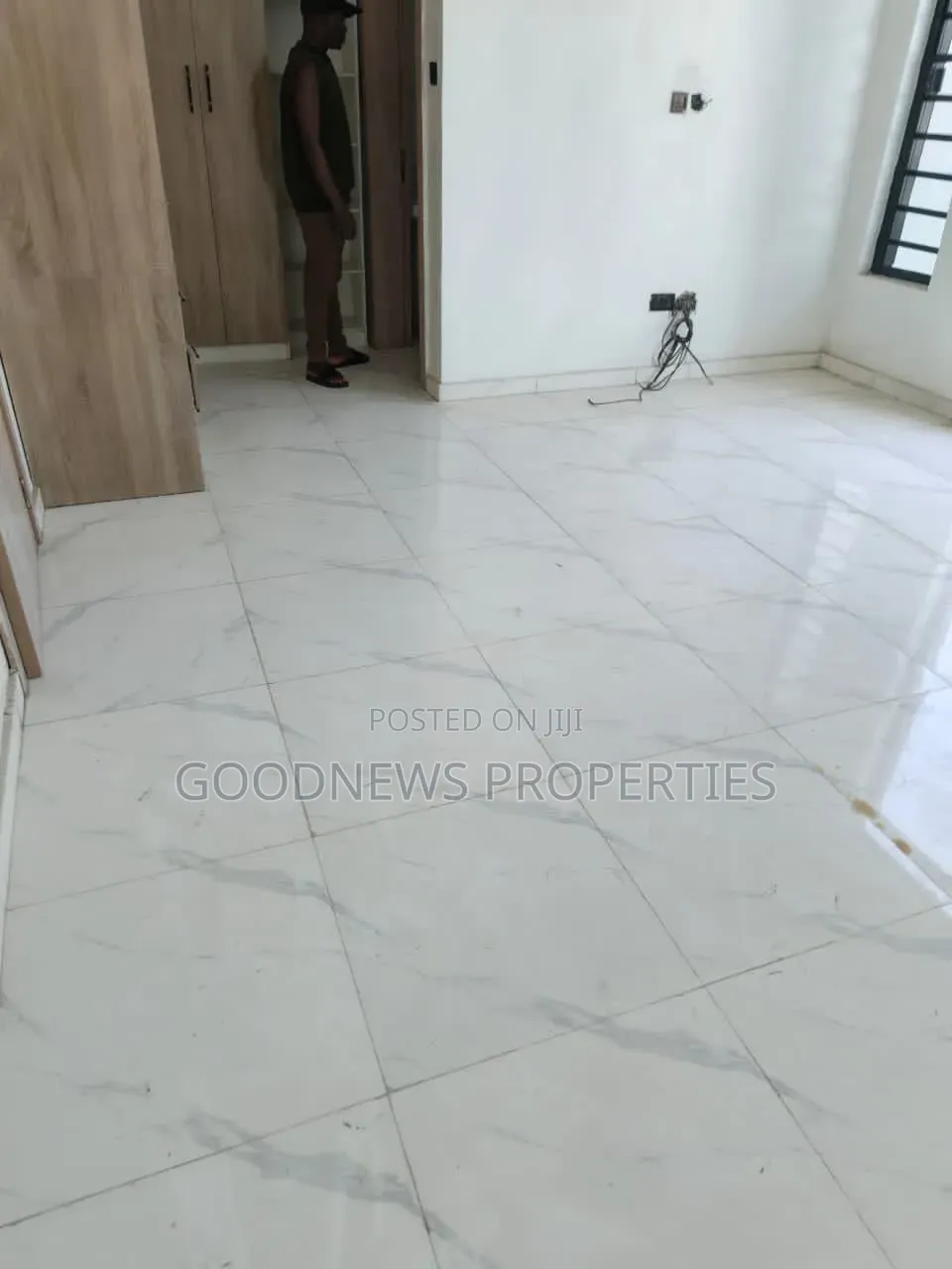 4bdrm Duplex in Ikota for sale