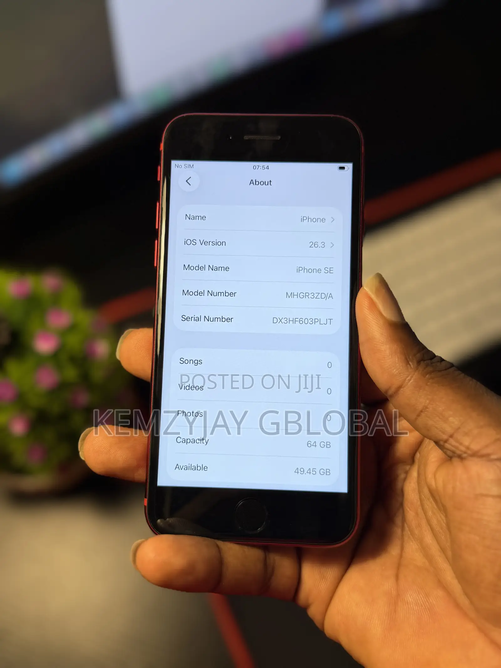 Apple iPhone SE (2022) 64 GB Red