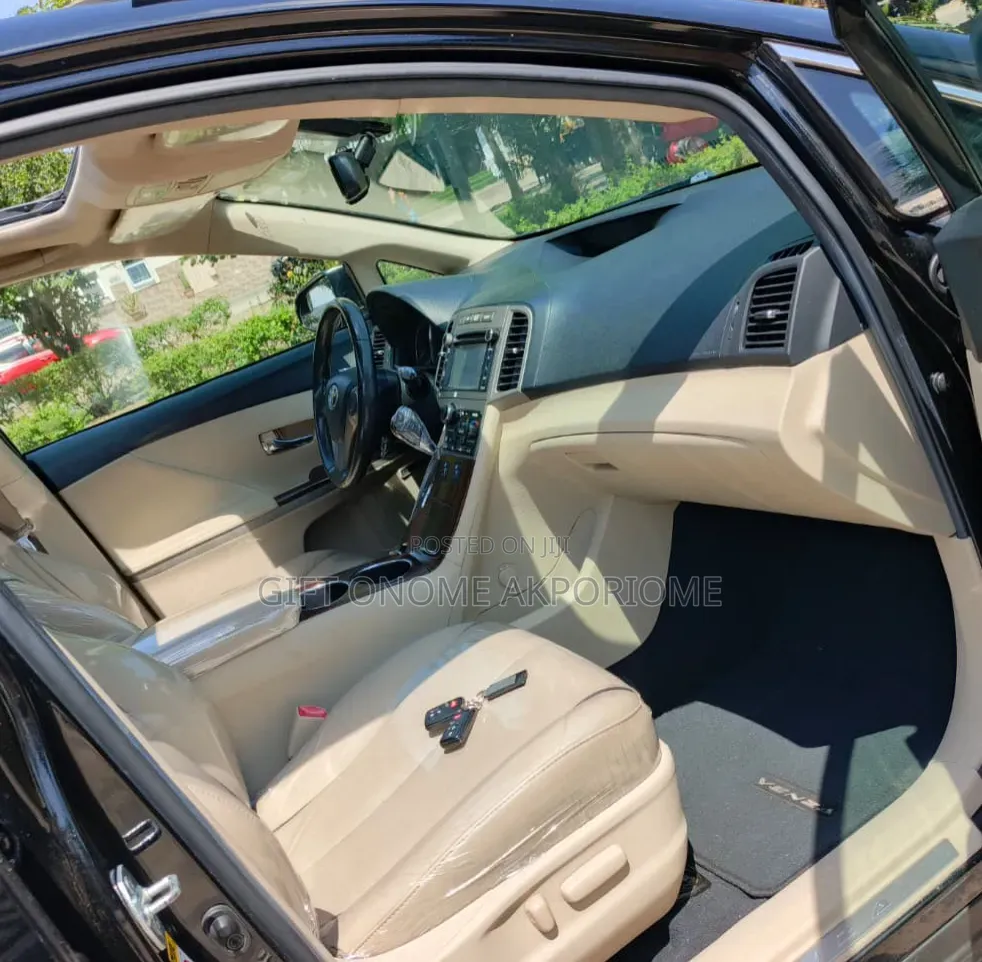 Toyota Venza 2014 Black