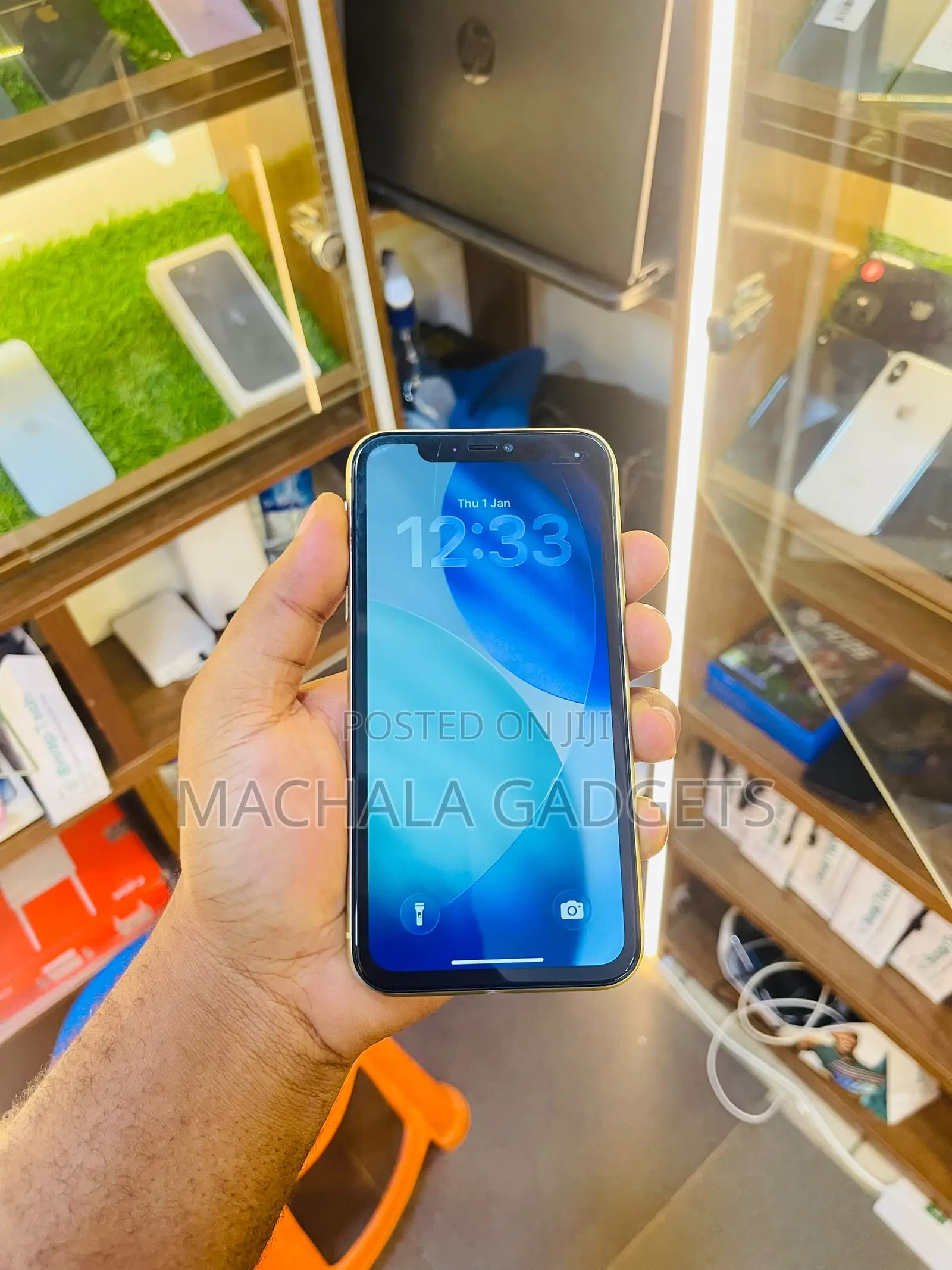 Apple iPhone 11 64 GB Yellow