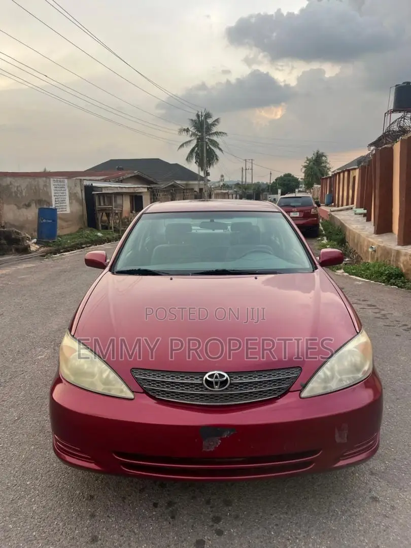 Toyota Camry LE 4dr Sedan (2.4L 4cyl 5A) 2005 Maroon