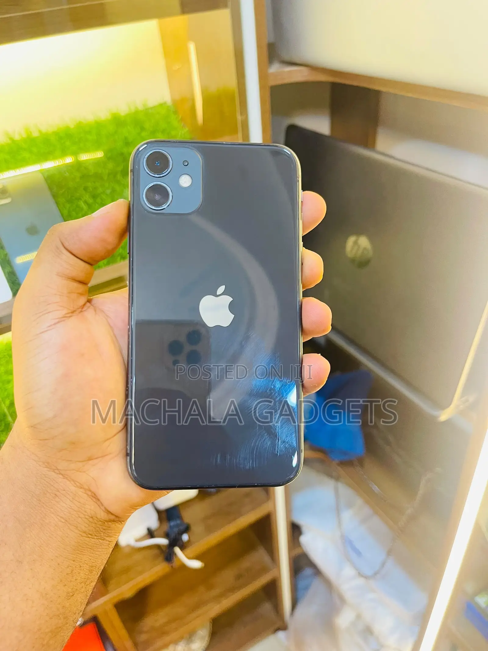 Apple iPhone 11 64 GB Black