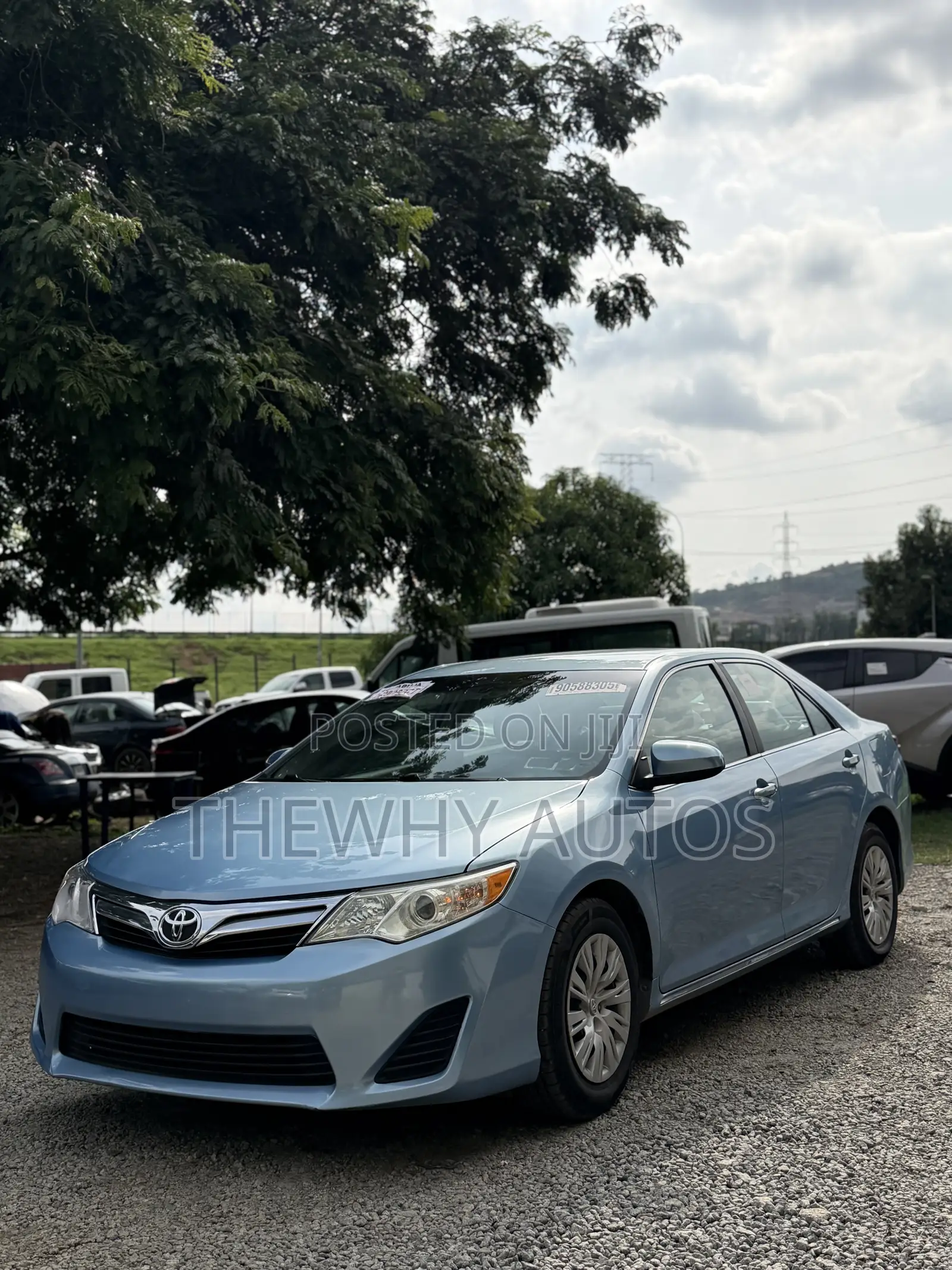 Toyota Camry LE 4dr Sedan (2.5L 4cyl 6A) 2012 Blue