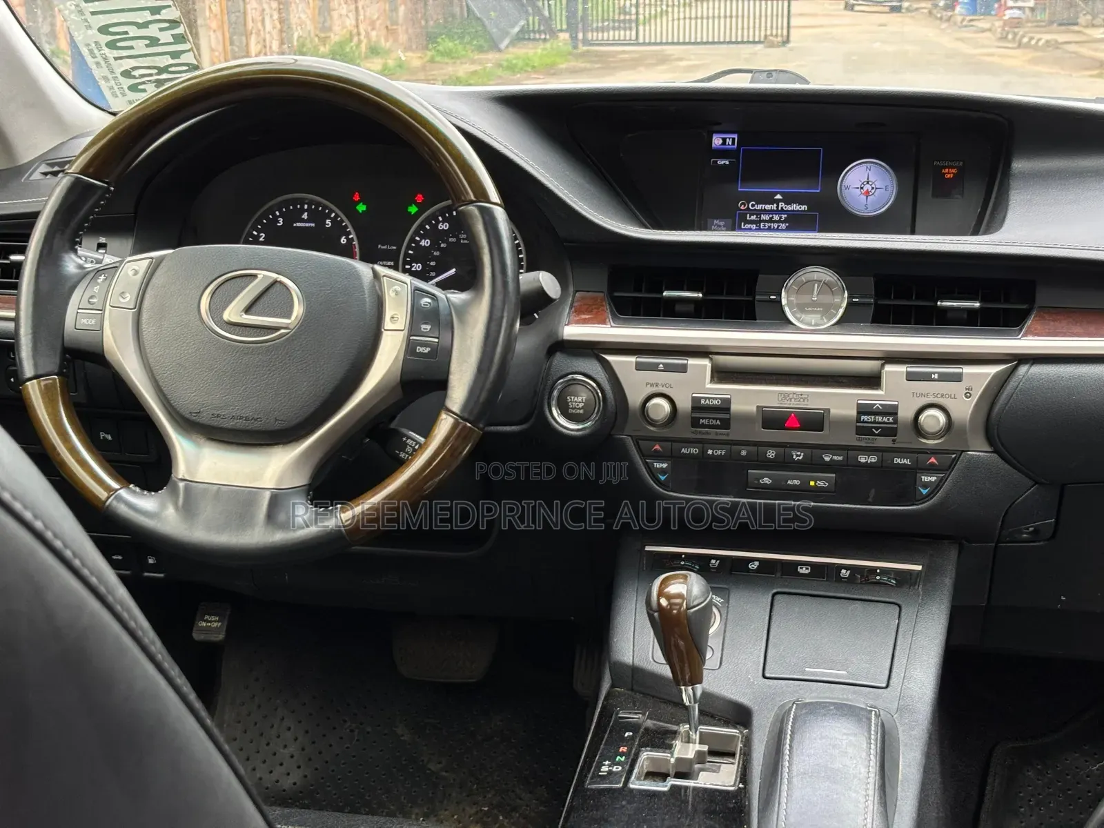 Lexus ES 2013 Red