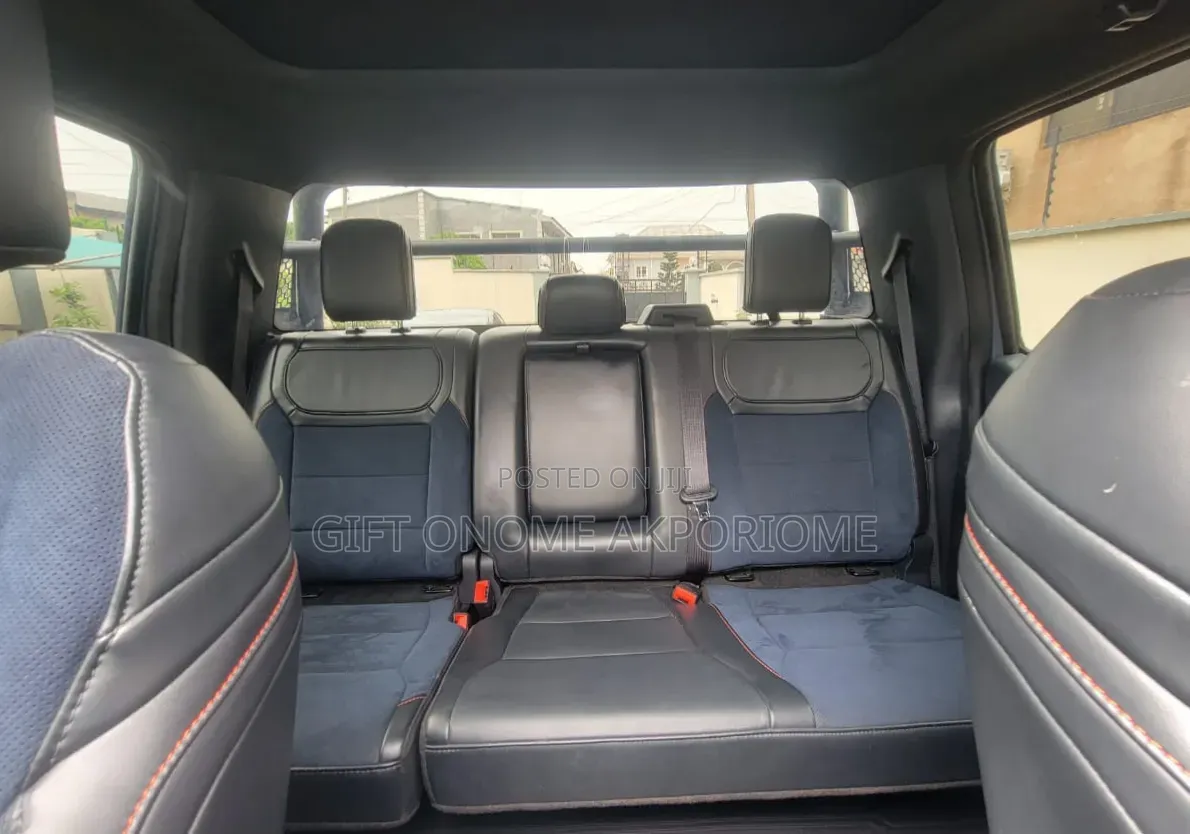Ford F-150 2025 Beige