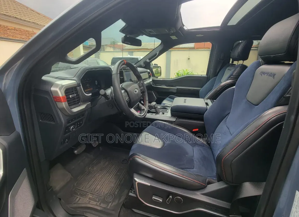 Ford F-150 2025 Beige
