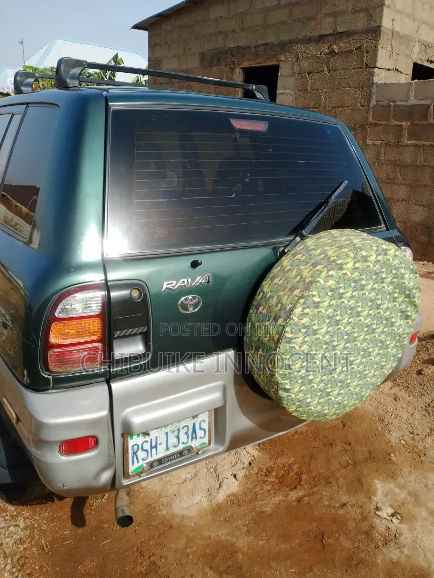 Toyota RAV4 1999