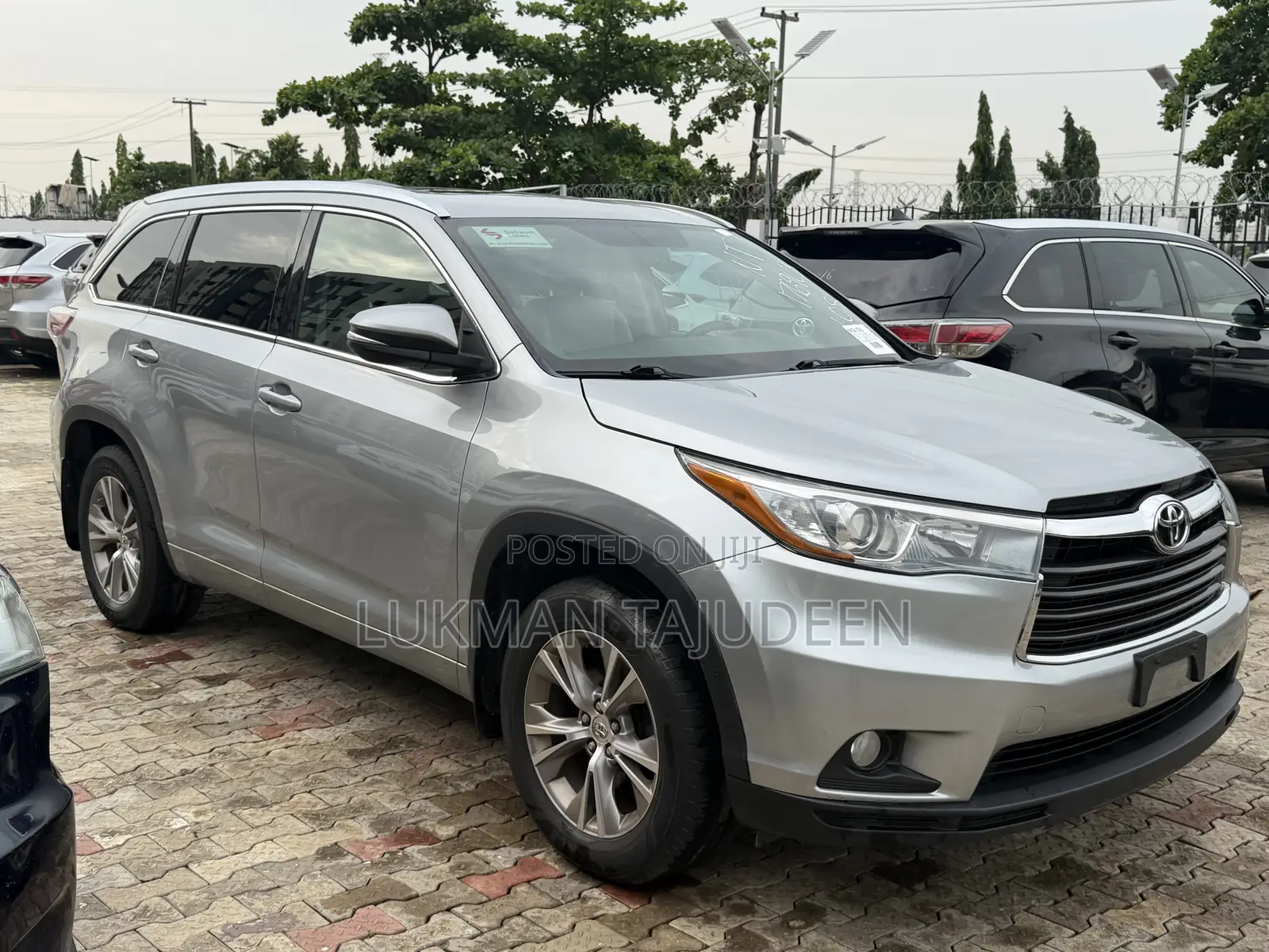 Toyota Highlander XLE 4dr SUV (3.5L 6cyl 6A) 2015 Silver