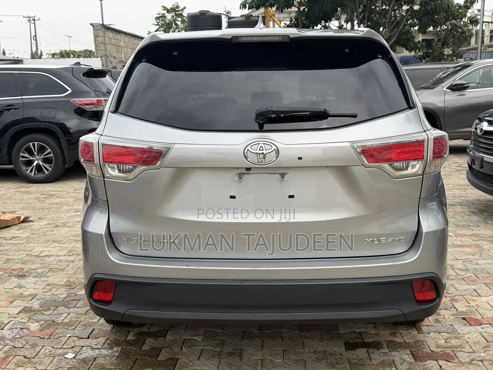 Toyota Highlander XLE 4dr SUV (3.5L 6cyl 6A) 2015 Silver