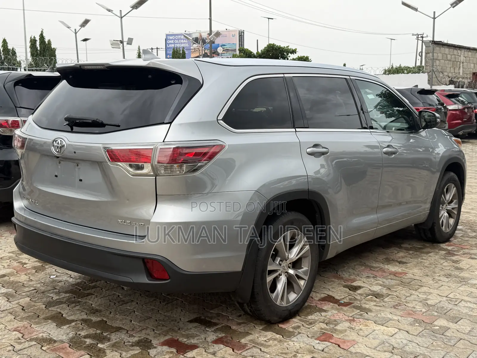 Toyota Highlander XLE 4dr SUV (3.5L 6cyl 6A) 2015 Silver