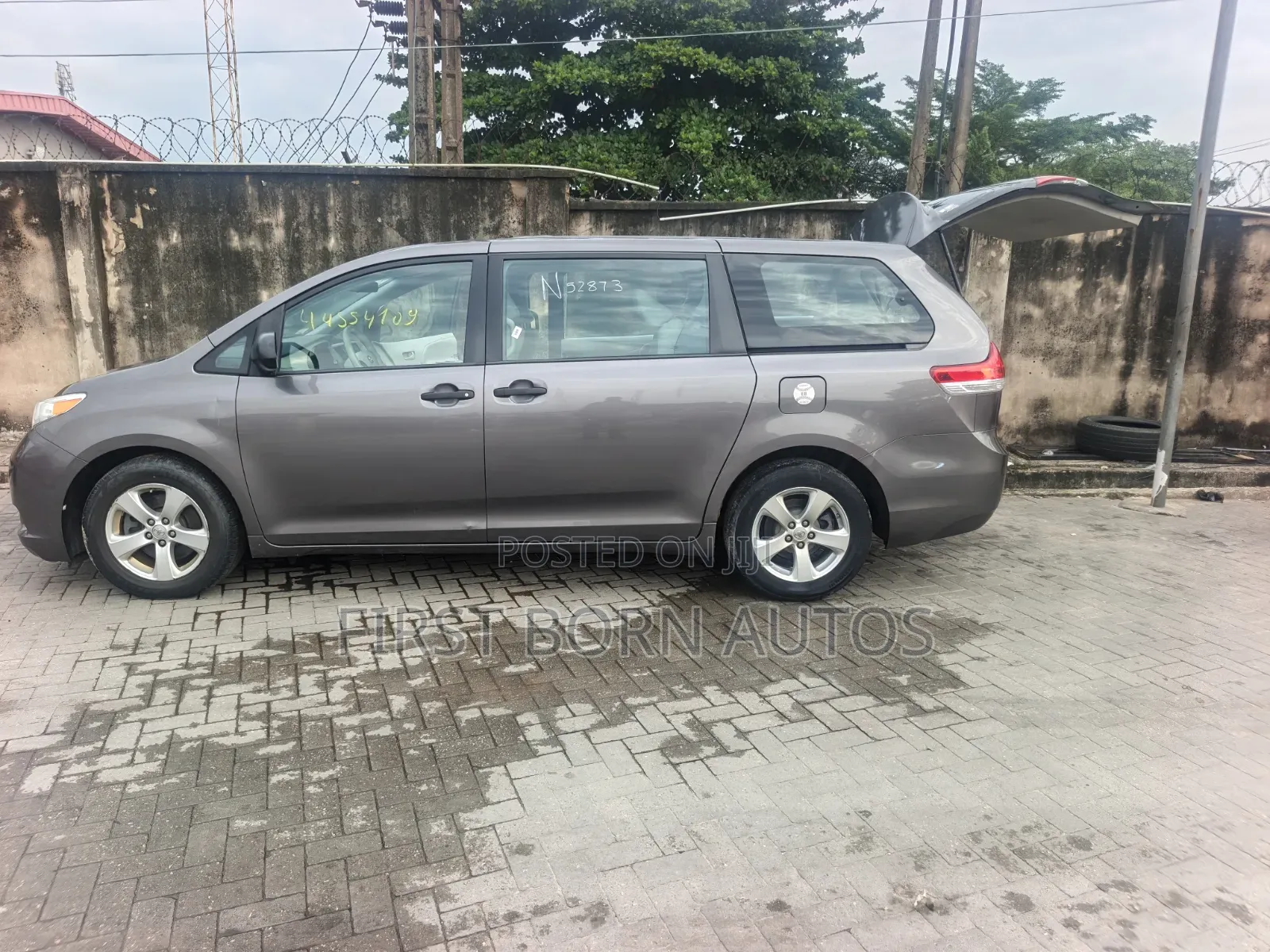 Toyota Sienna 2014 Gray