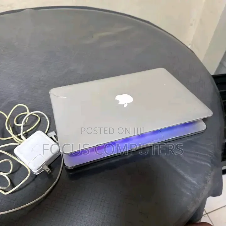 Laptop Apple MacBook Pro 2014 8GB Intel Core i5 SSD 256GB