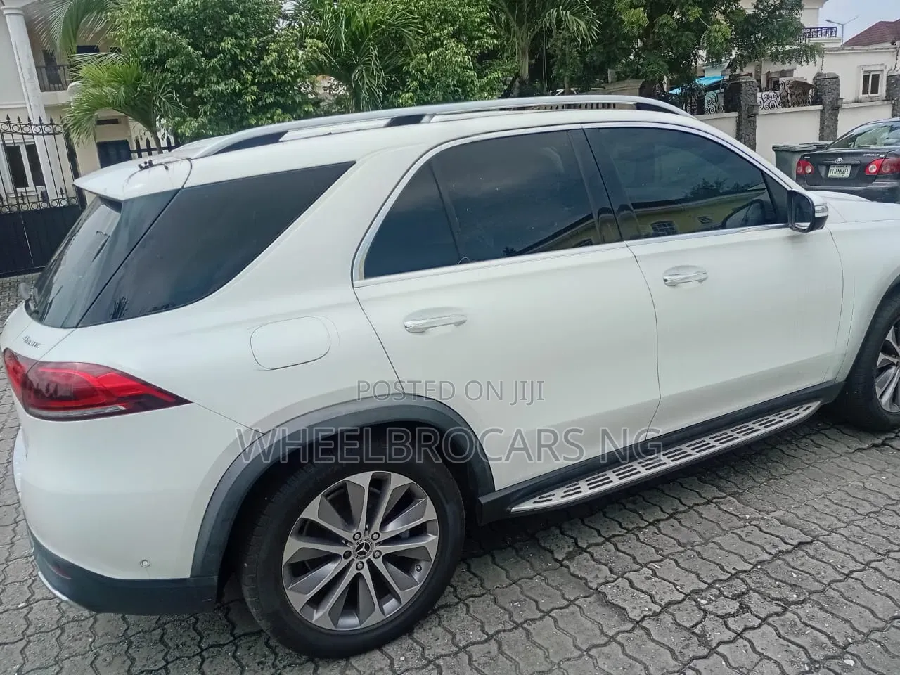 Mercedes-Benz GLE-Class 2022 White