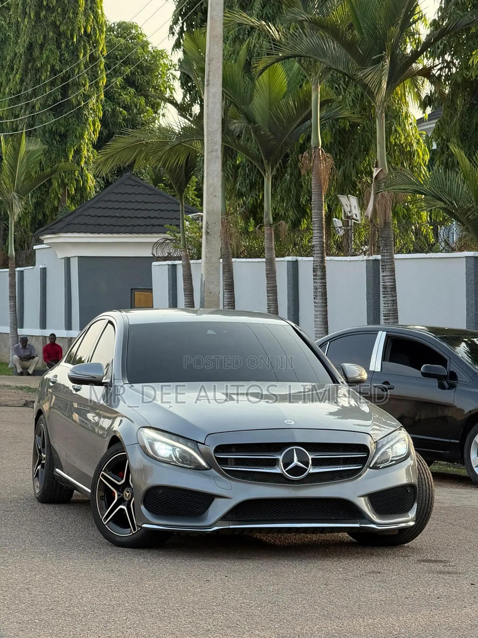 Mercedes-Benz C300 2016 Gray