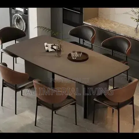 Contemporary 6-seater Dining Set