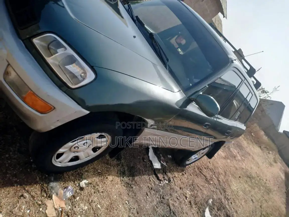 Toyota RAV4 1999