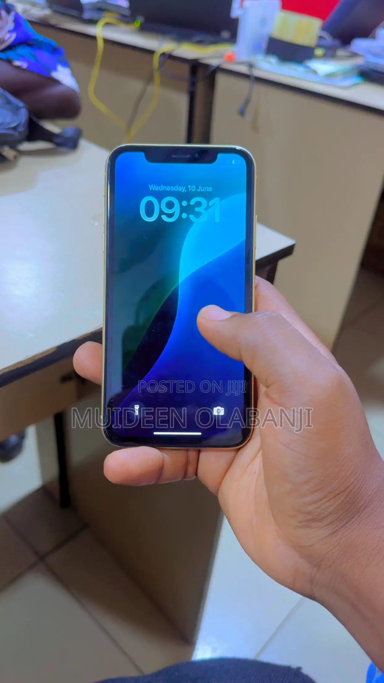 Apple iPhone XR 128 GB Yellow