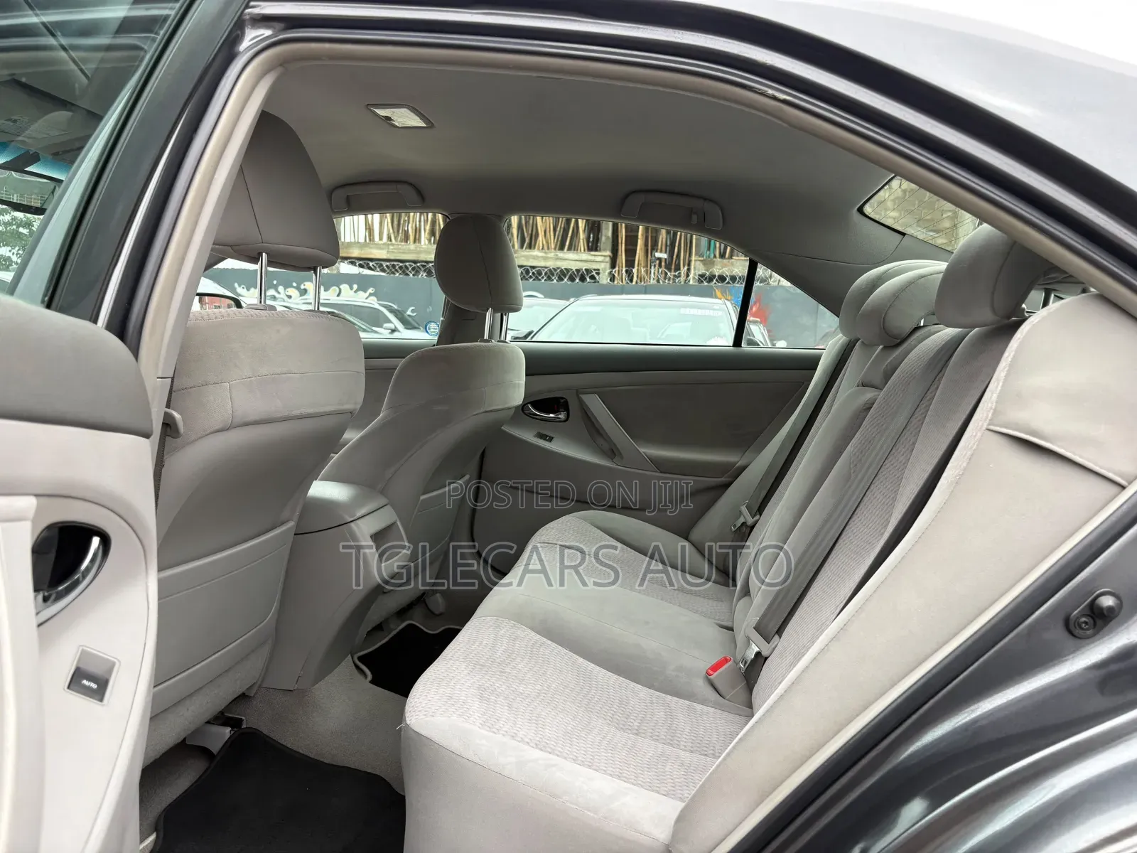 Toyota Camry 2011 Gray