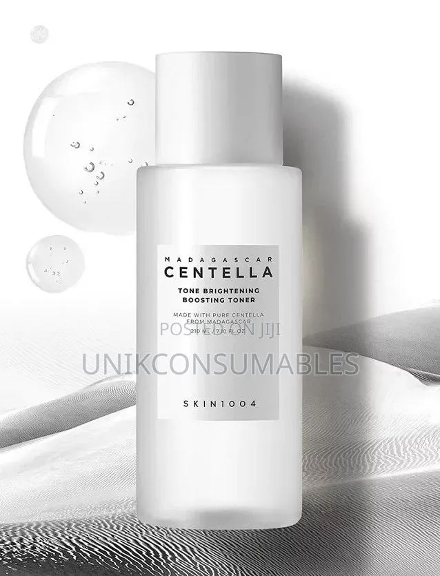 Madagascar Centella Tone Brightening Boosting Toner 210ml