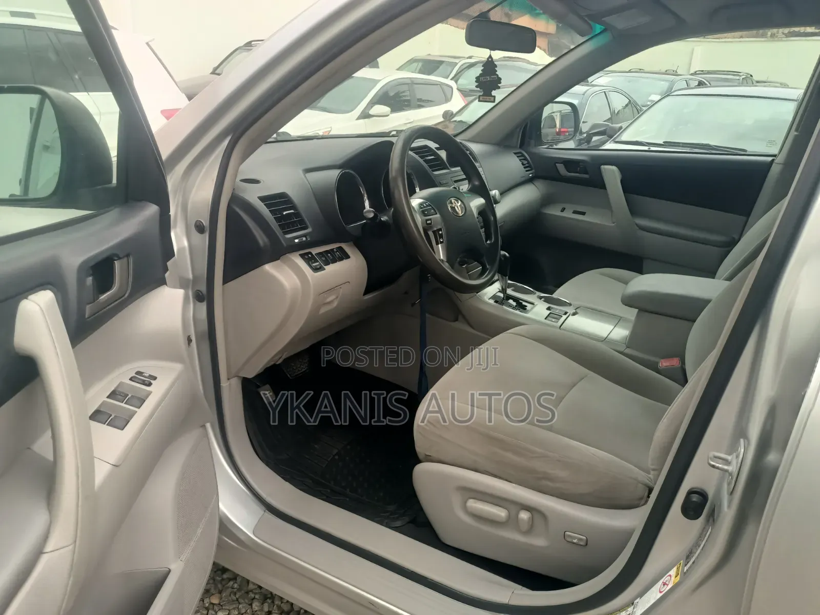 Toyota Highlander Limited 2012 Silver