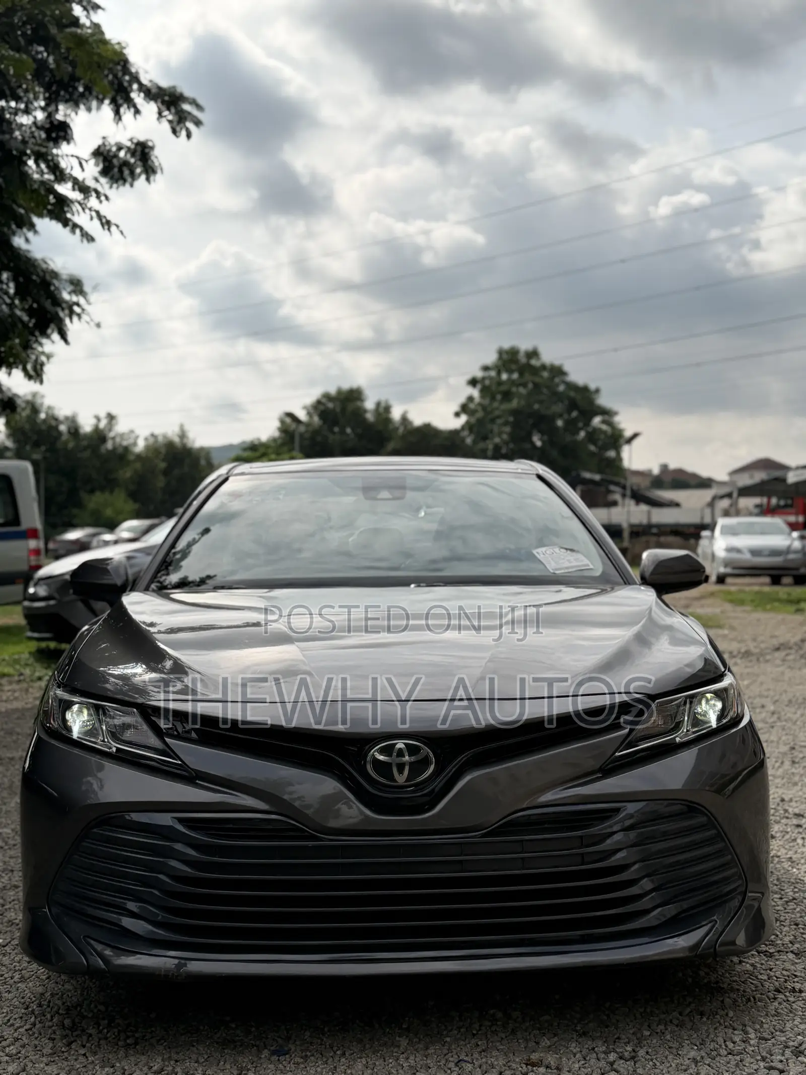 Toyota Camry LE FWD (2.5L 4cyl 8AM) 2018 Brown
