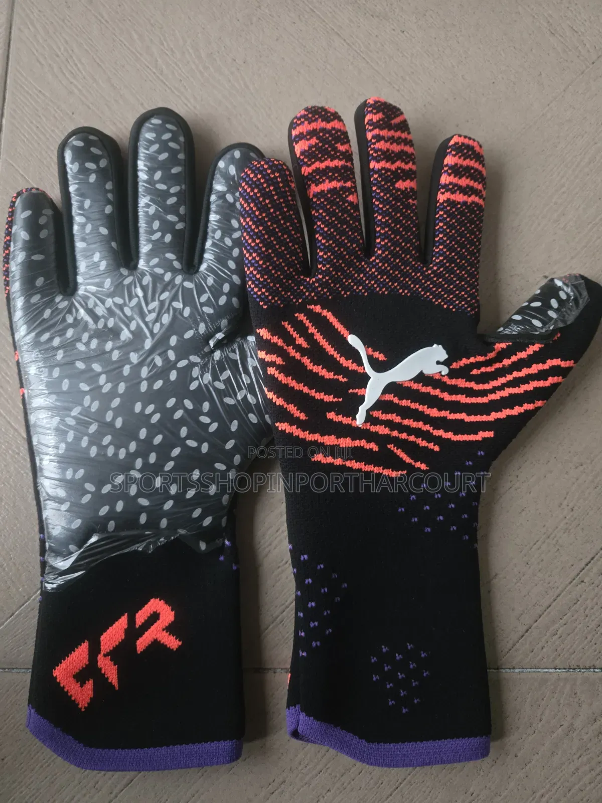 Puma Goal Keeper Hand Gloves