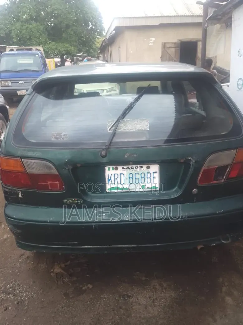 Nissan Almera Tino 2004 Green