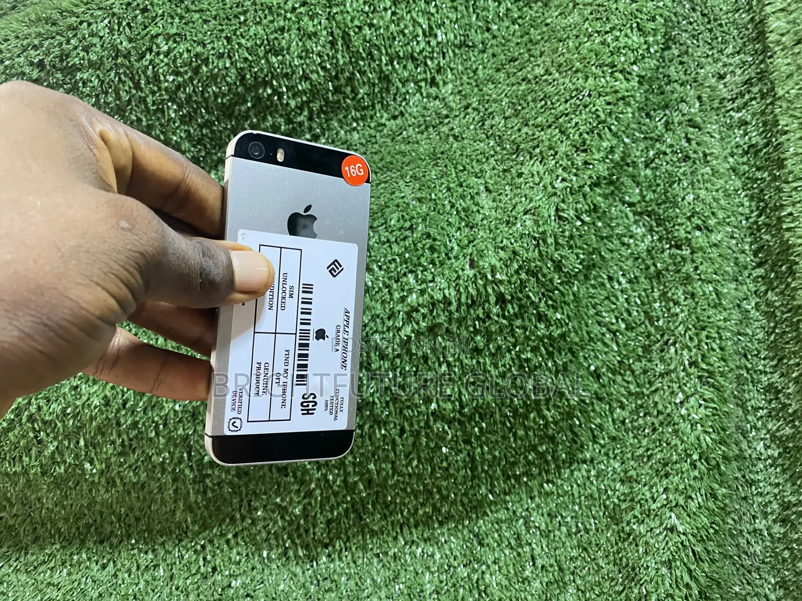 Apple iPhone SE 16 GB Black