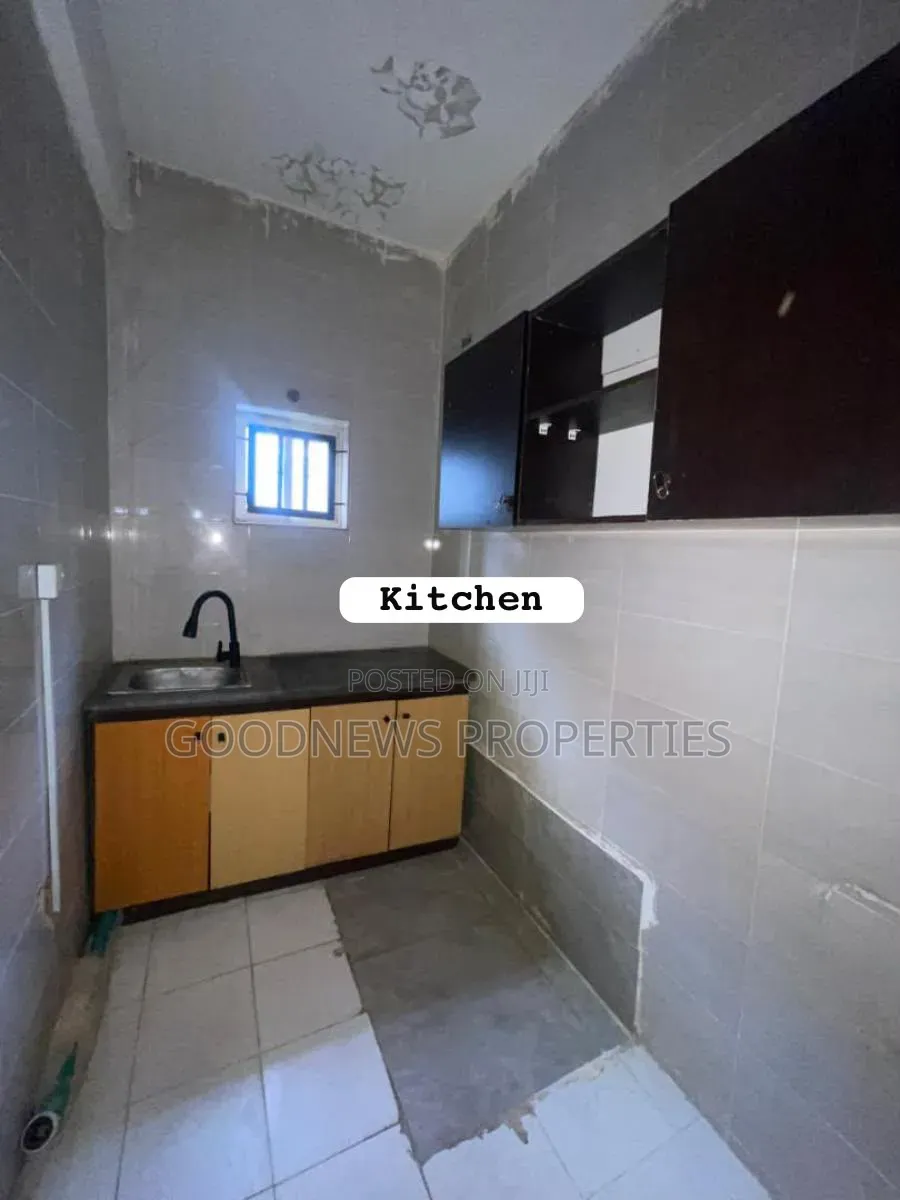 Mini Flat in Osapa London for rent
