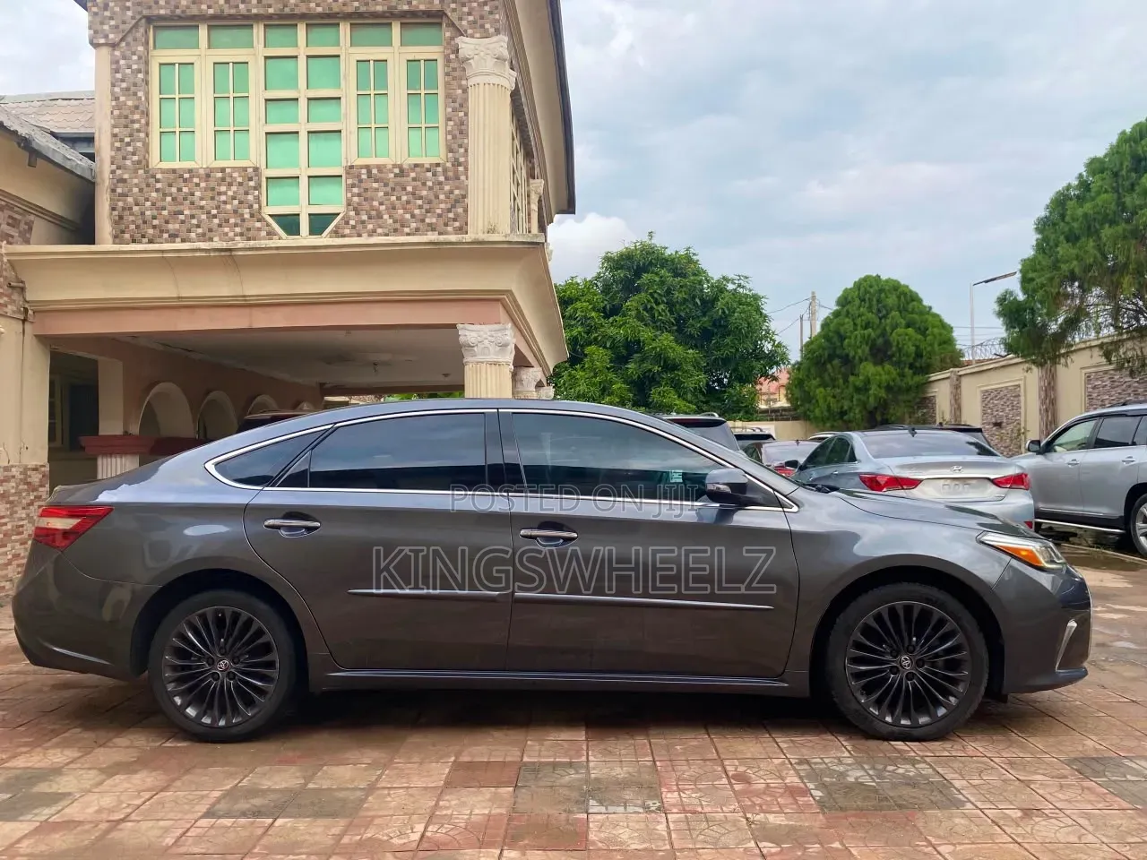 Toyota Avalon 2016 Gray